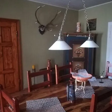 Haus Polinikblick * Kotschach-Mauthen