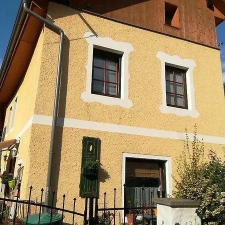 Haus Polinikblick * Kotschach-Mauthen